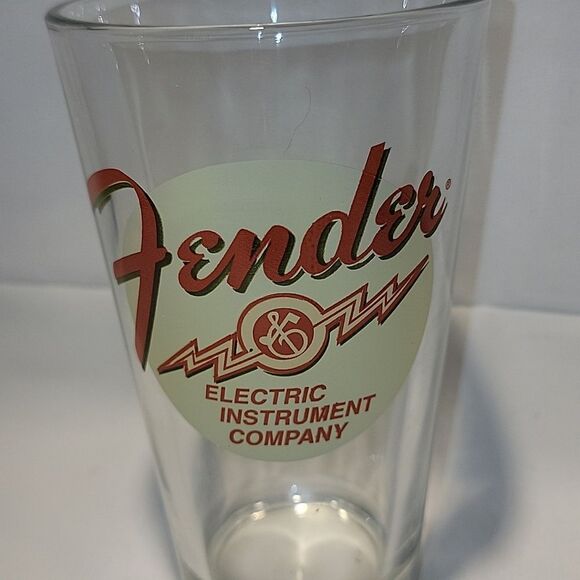 Fender pint glass - Picture 2 of 3